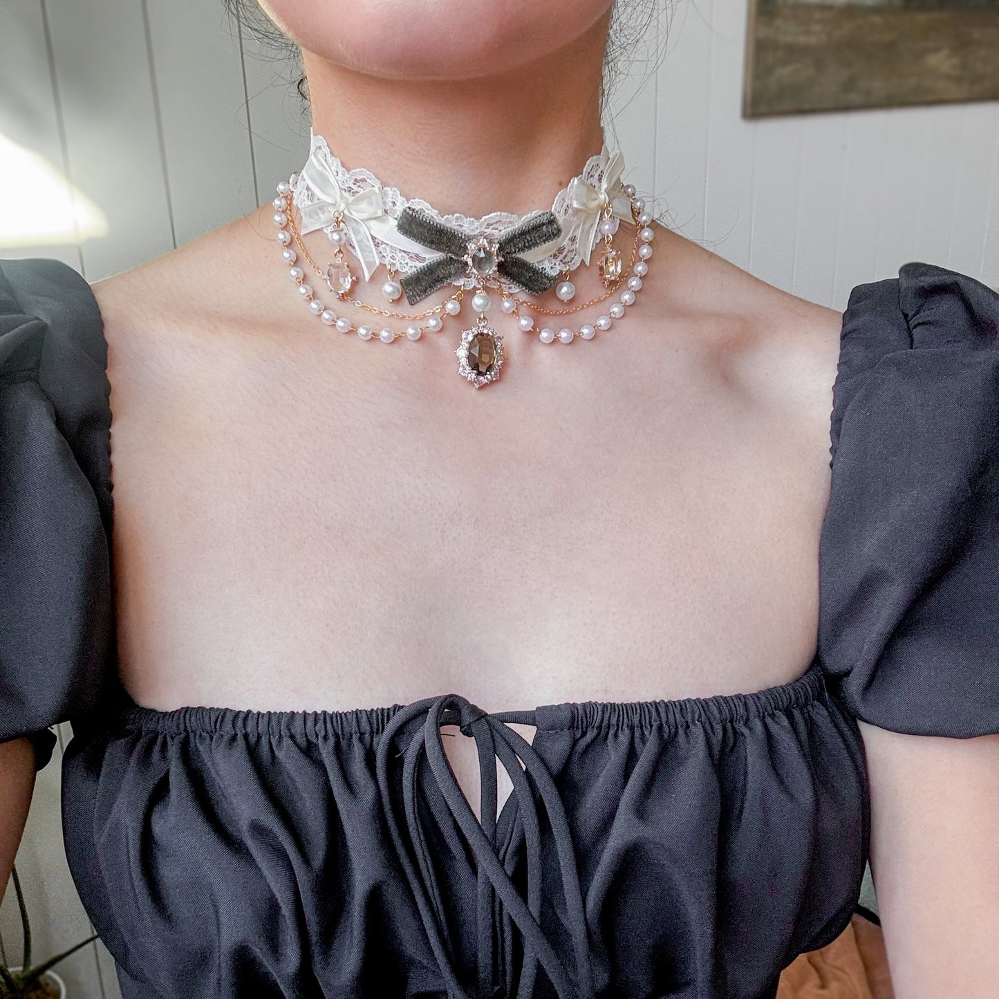 Marianna choker