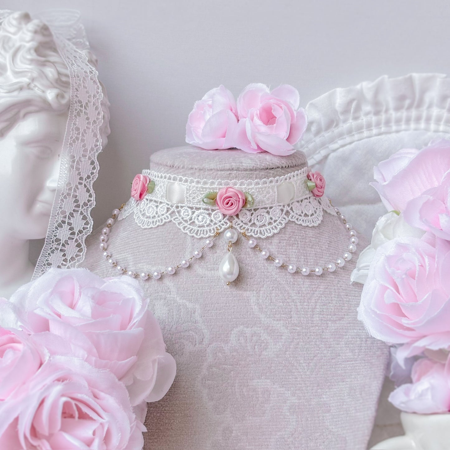 Blush Dollie choker