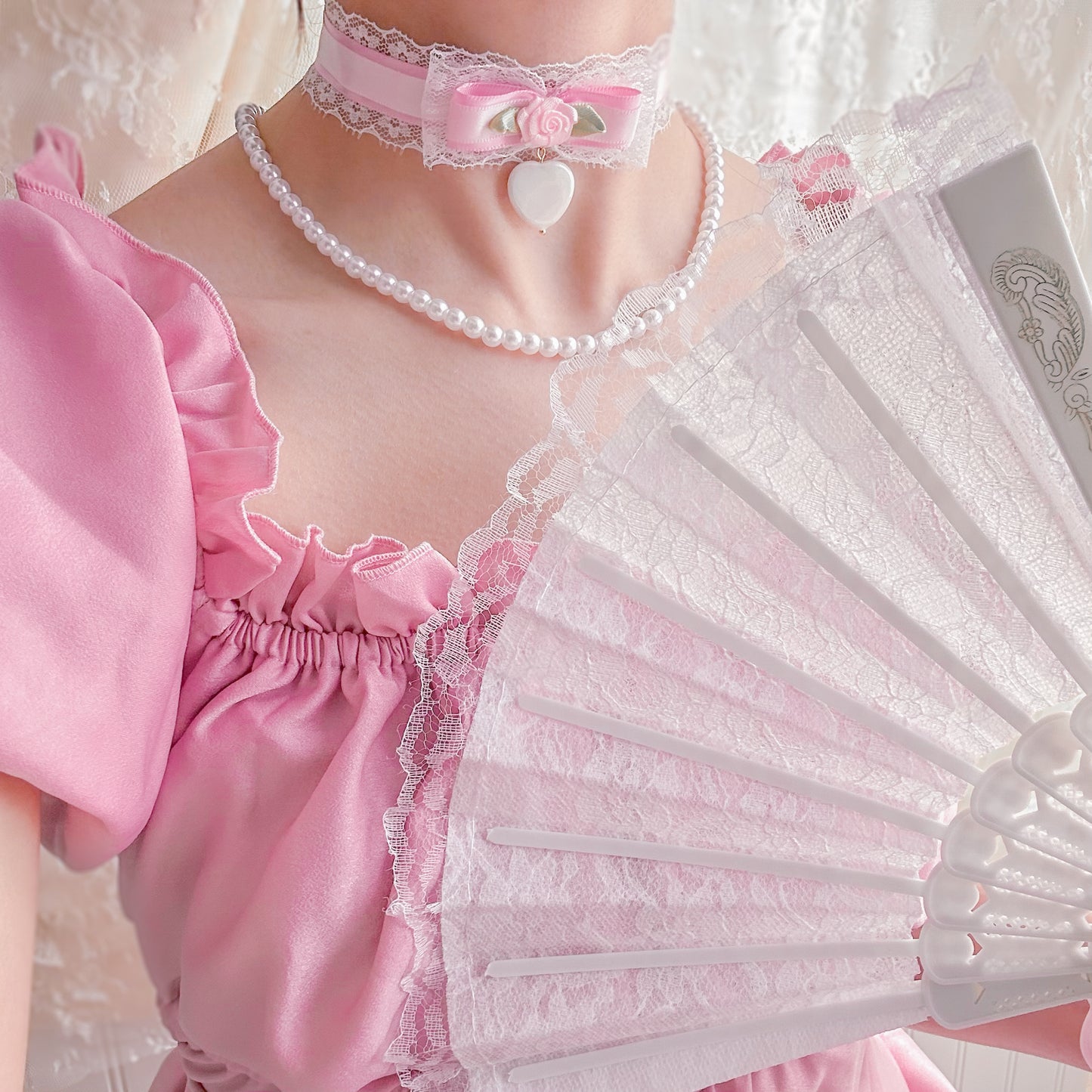 Rose Cottage choker