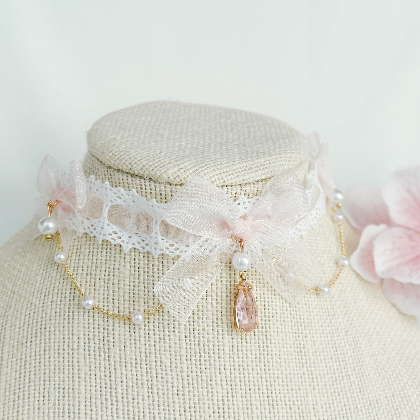 Aurora Choker