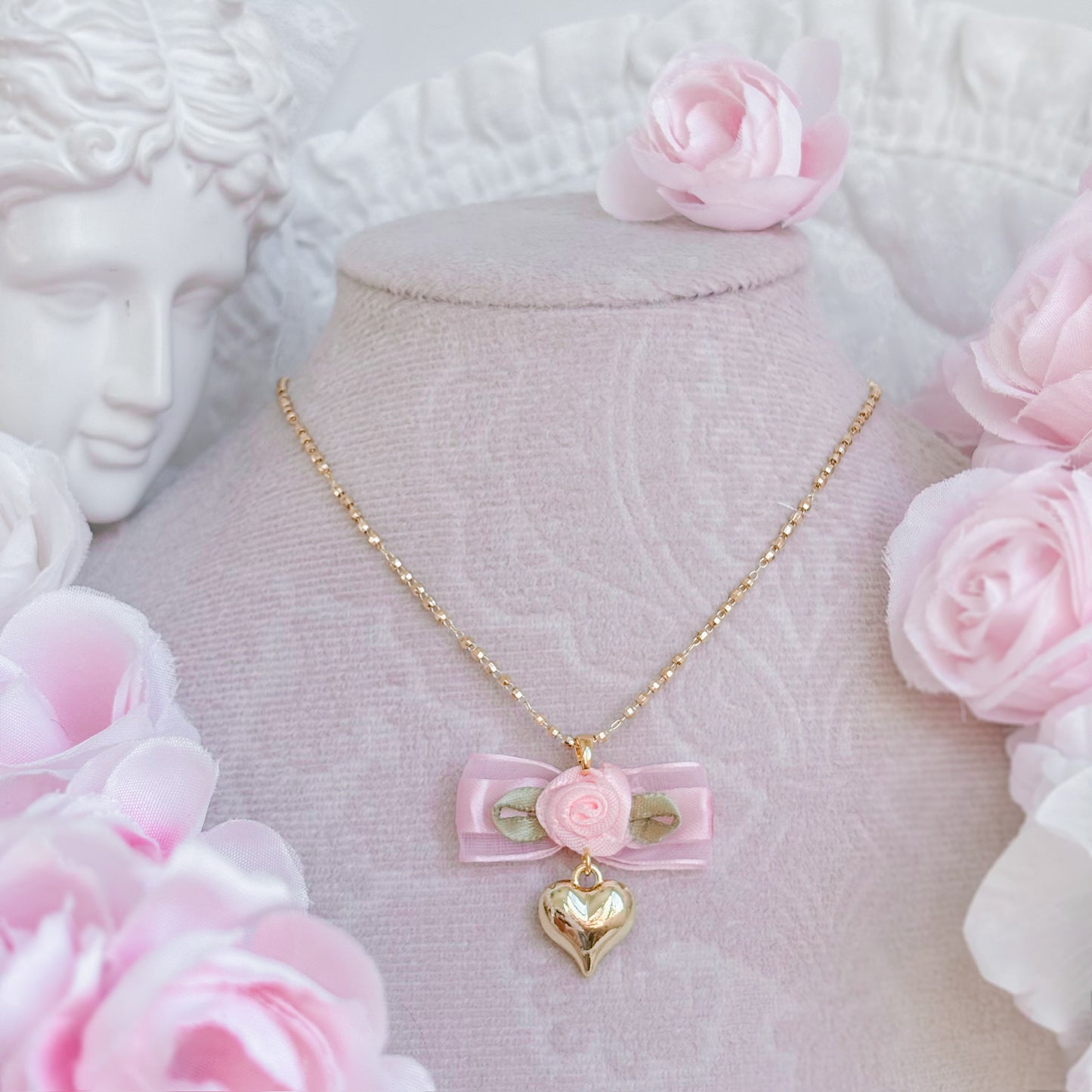 Amoret Necklace
