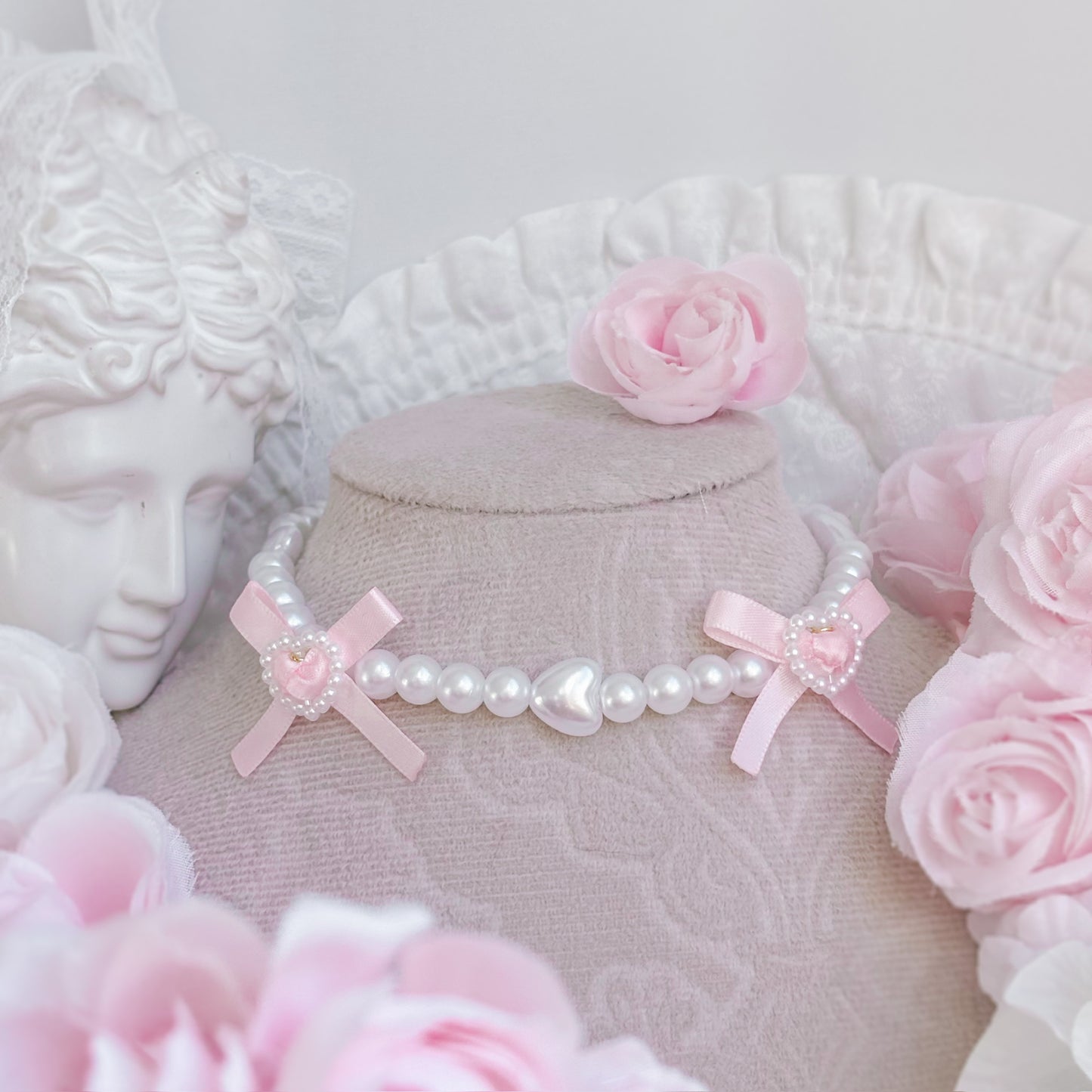 Pearl Girl choker
