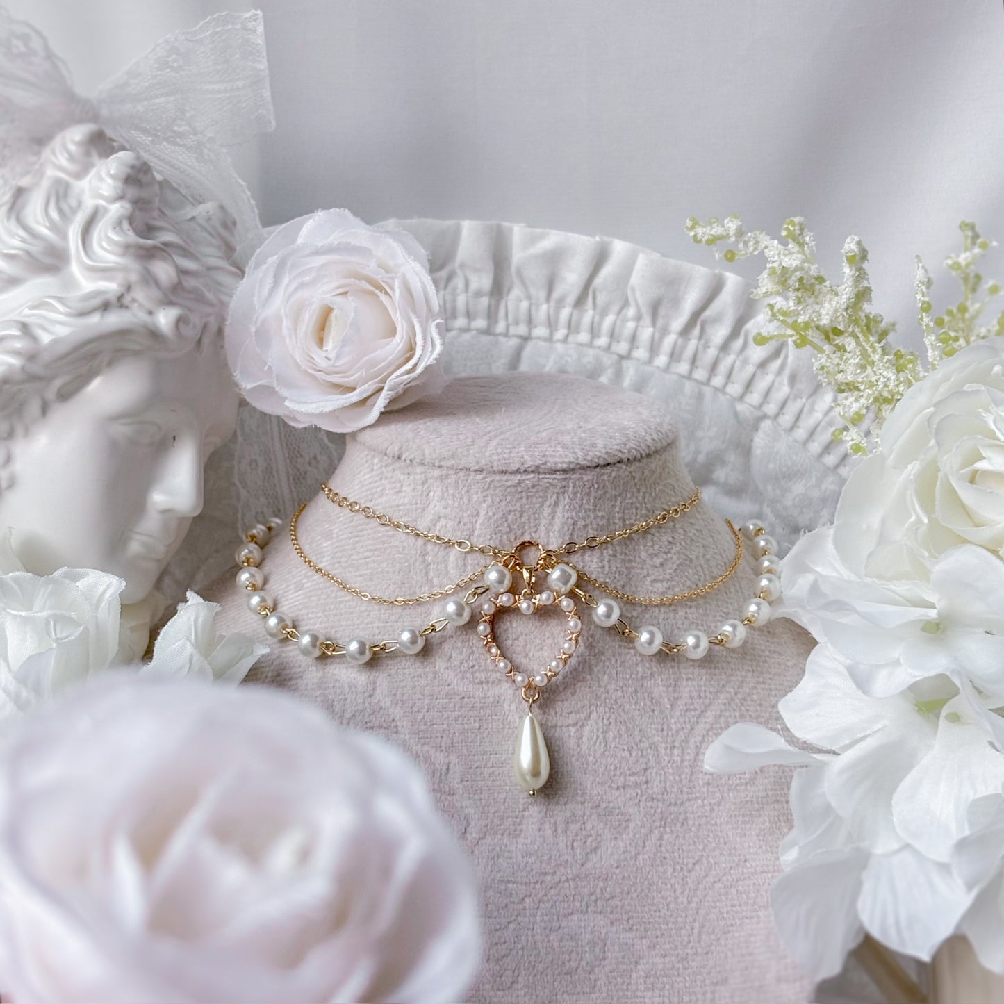 Everly Choker