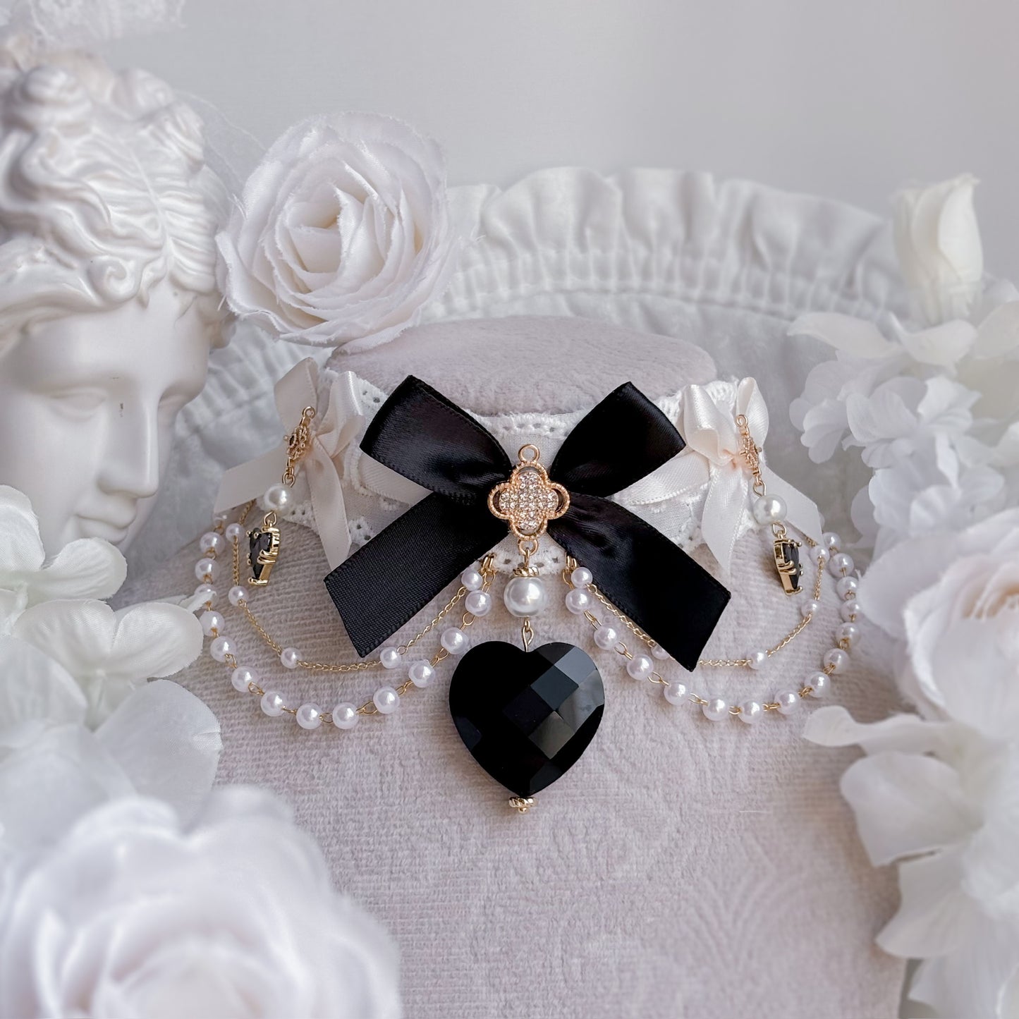 Ondine Choker