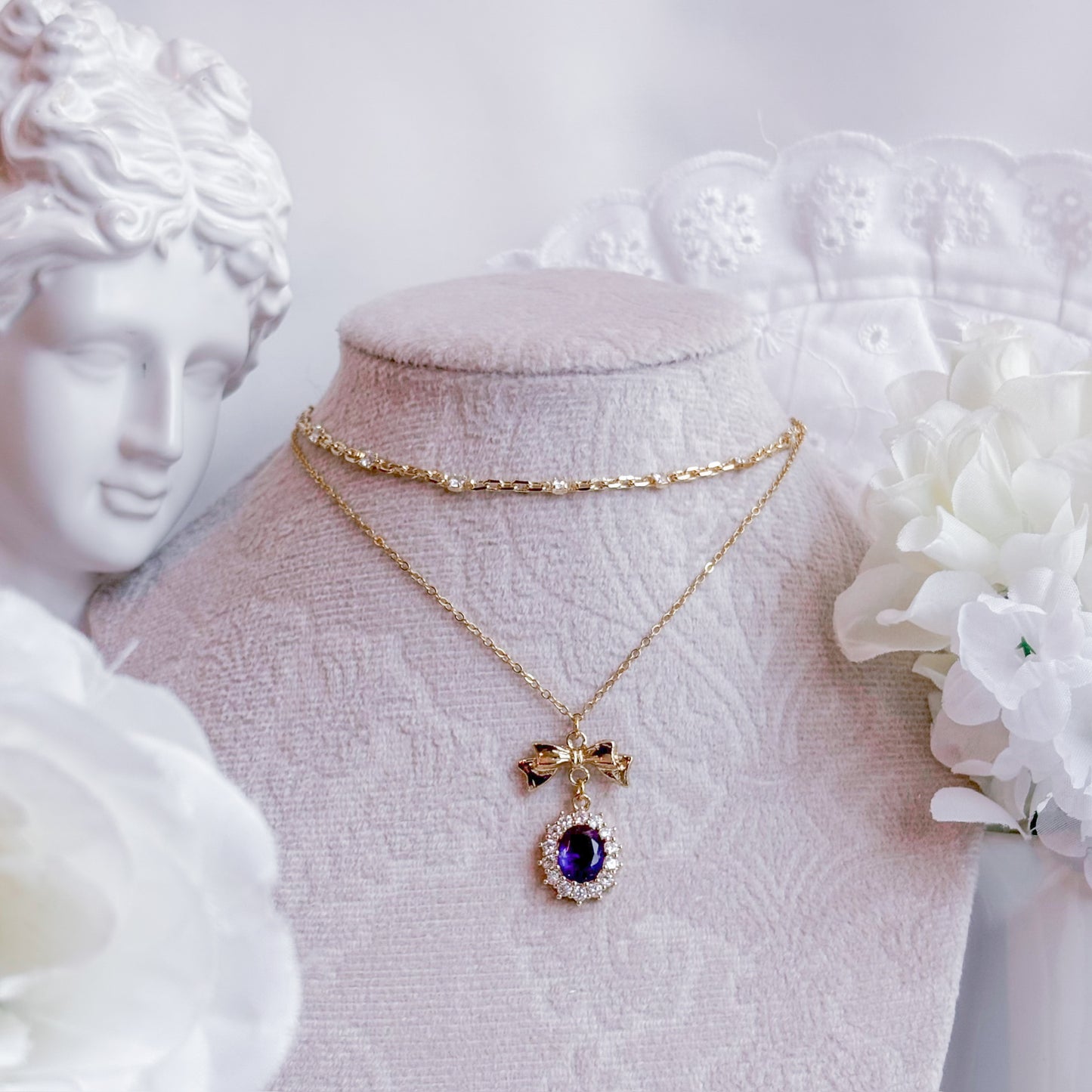Elizabeth necklace