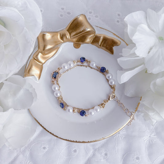 Queen blue bracelet