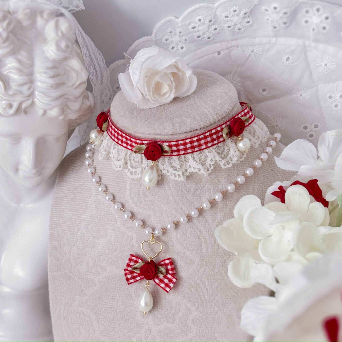 Rose Picnic Choker set