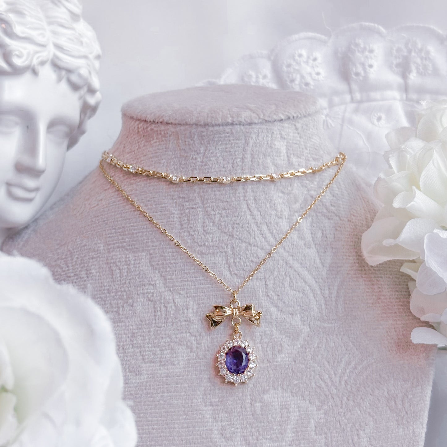 Elizabeth necklace