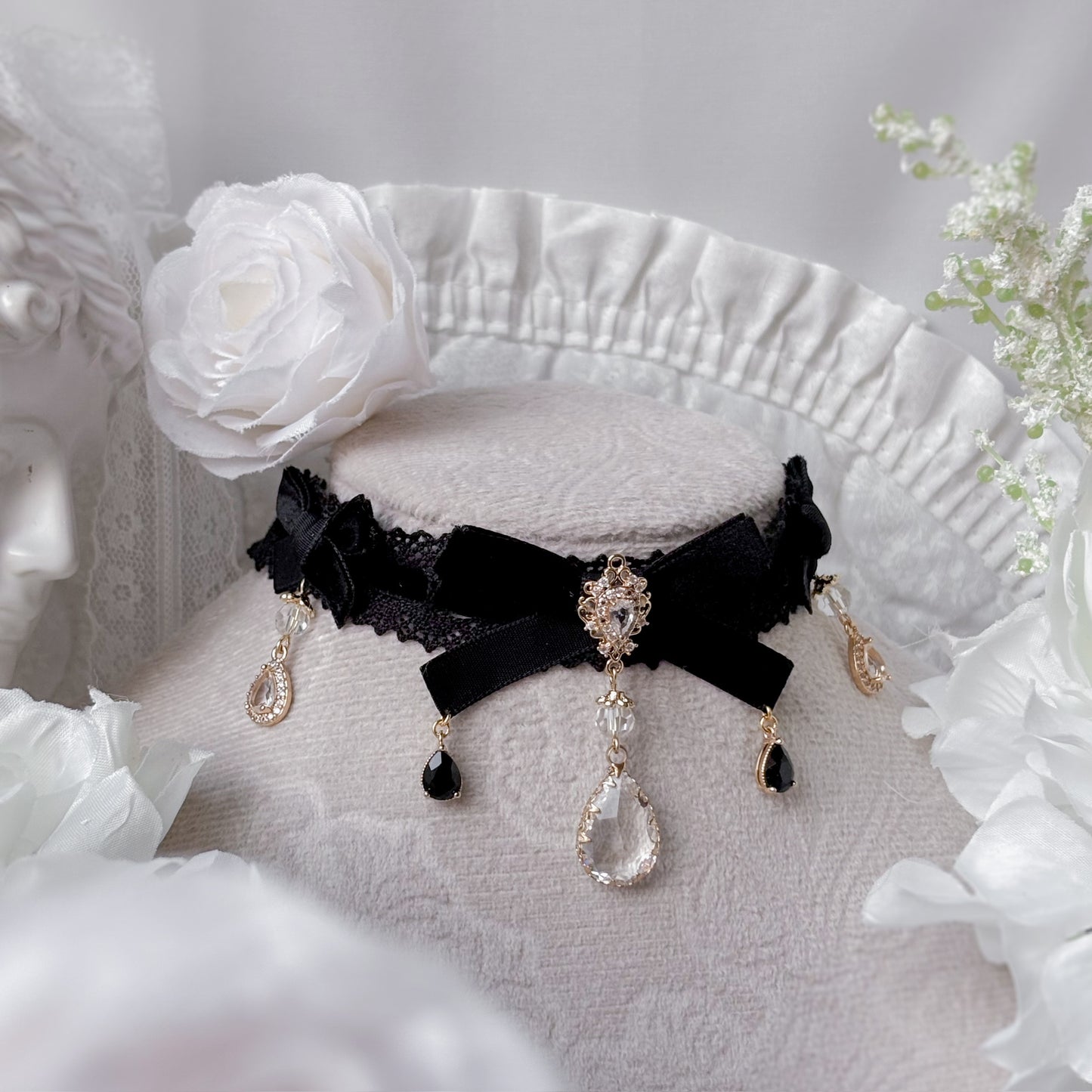 Arachne Choker