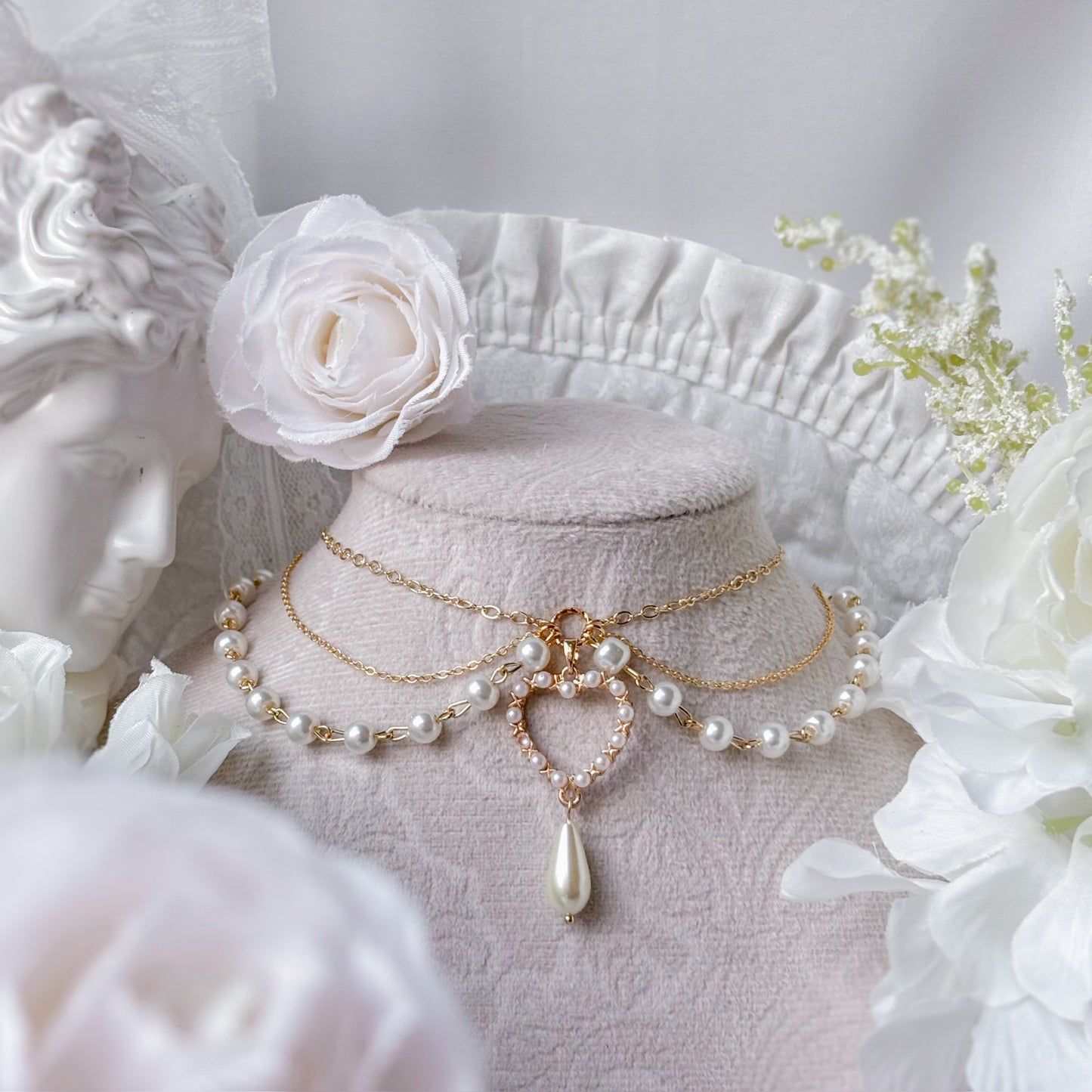 Everly Choker