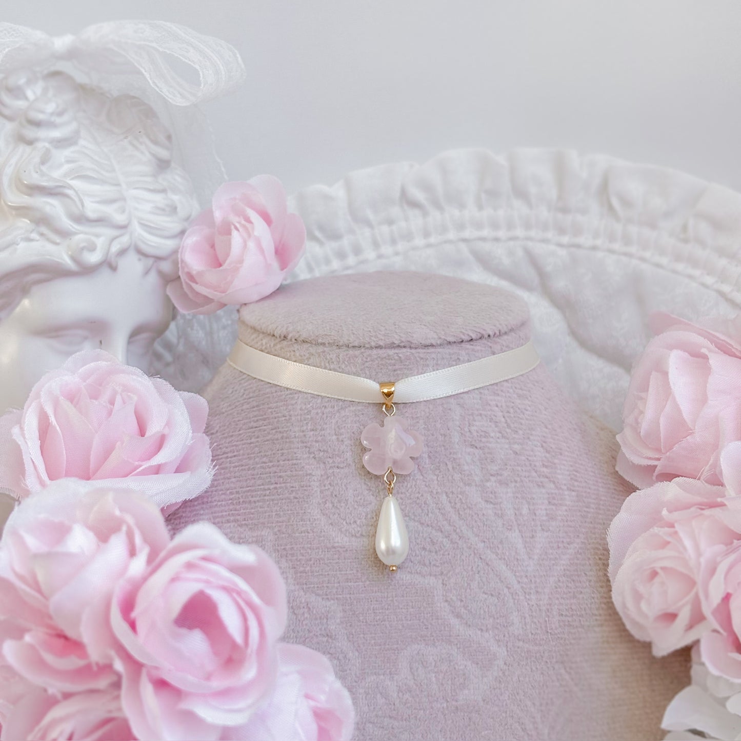 Cloud Flower necklace