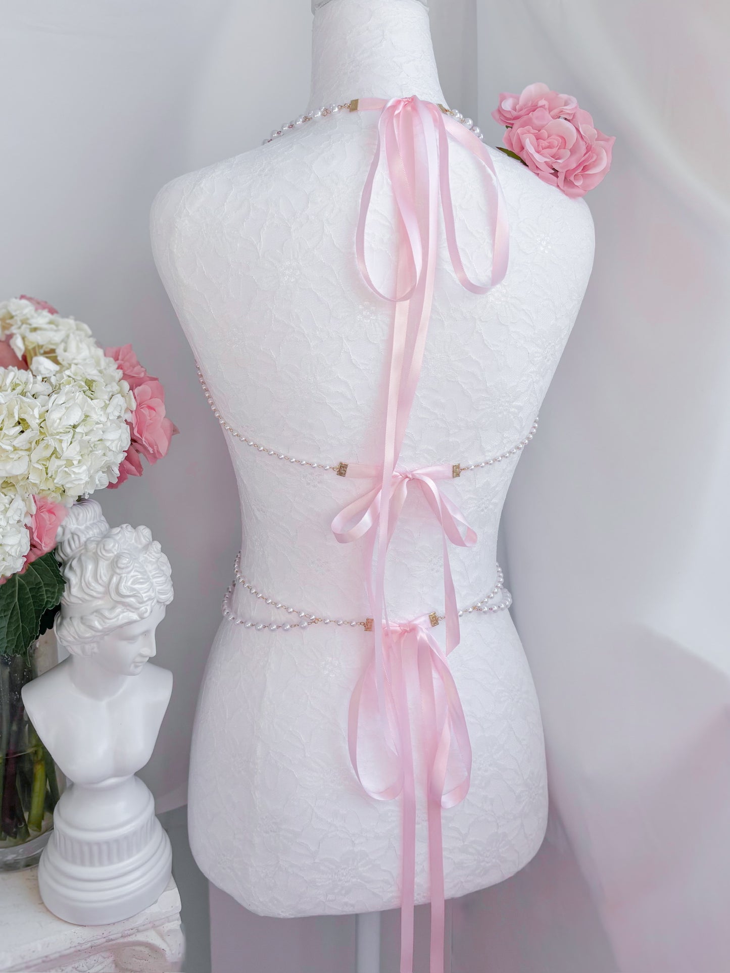 Perle Pink body chain