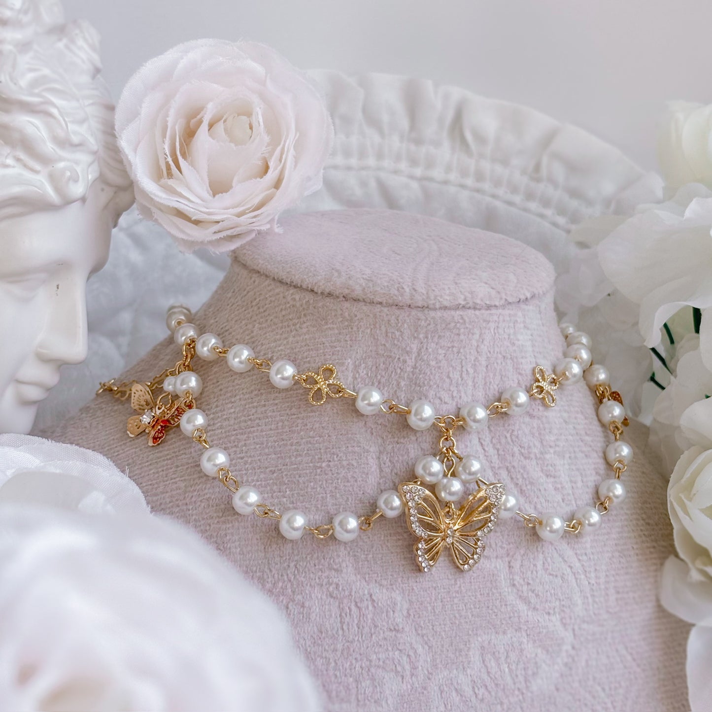Pearl Monarch necklace