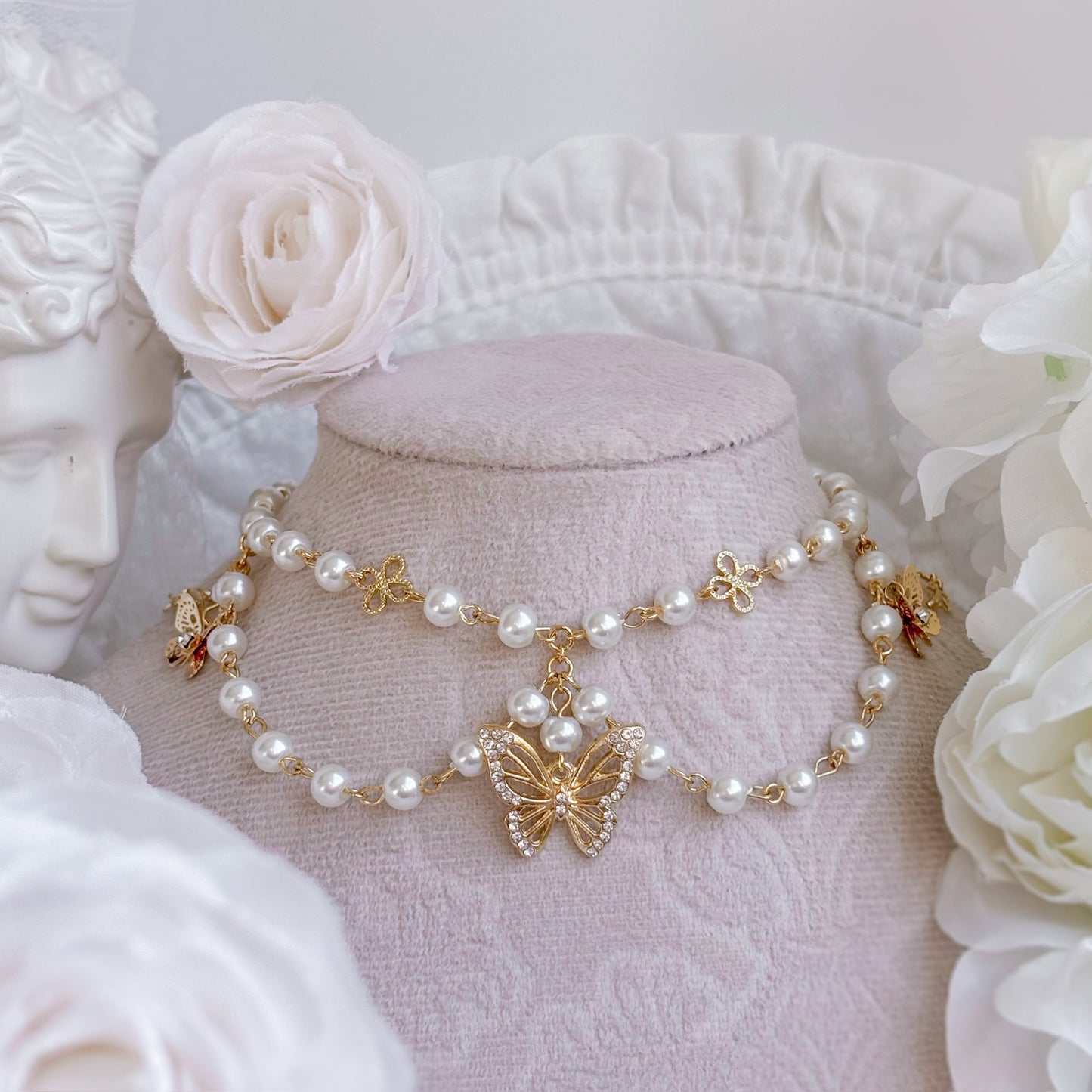 Pearl Monarch necklace