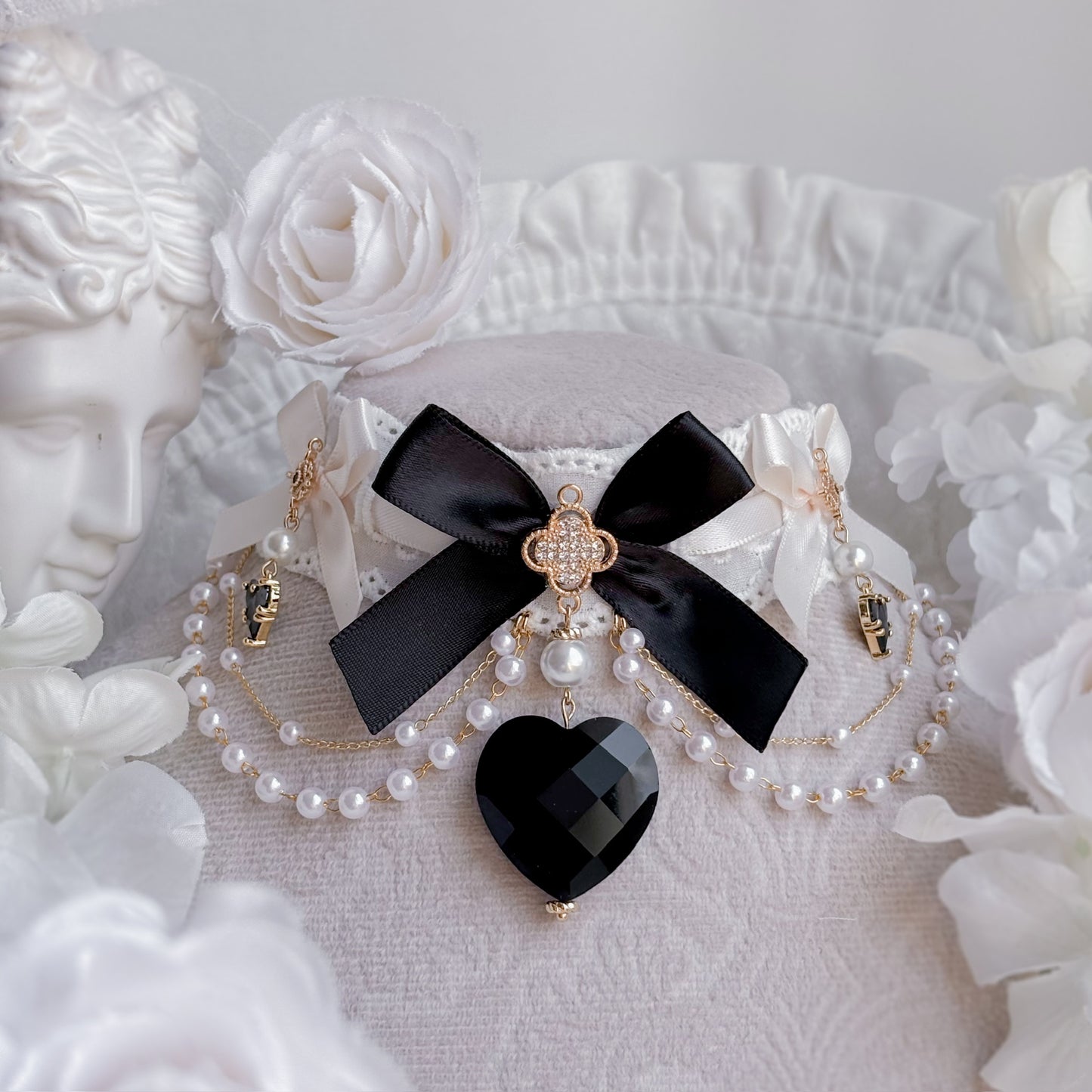 Ondine Choker