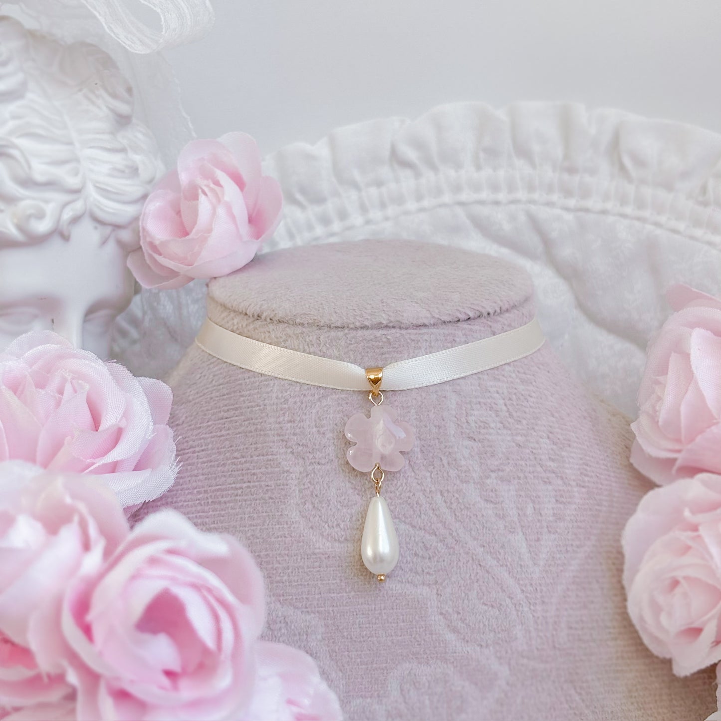 Cloud Flower necklace
