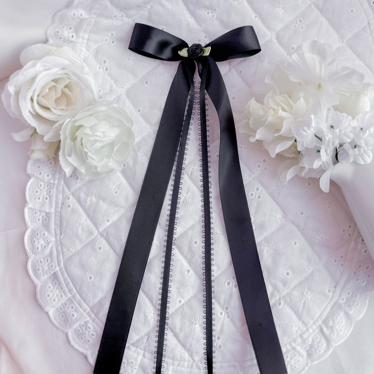 Onyx rose bow