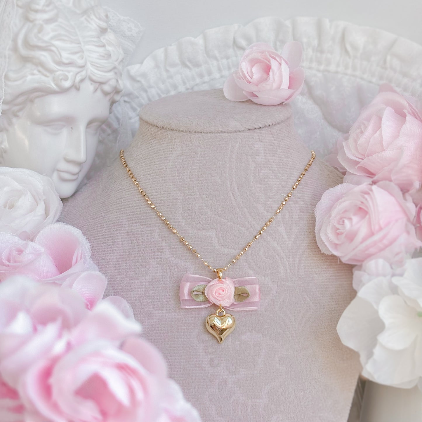 Amoret Necklace
