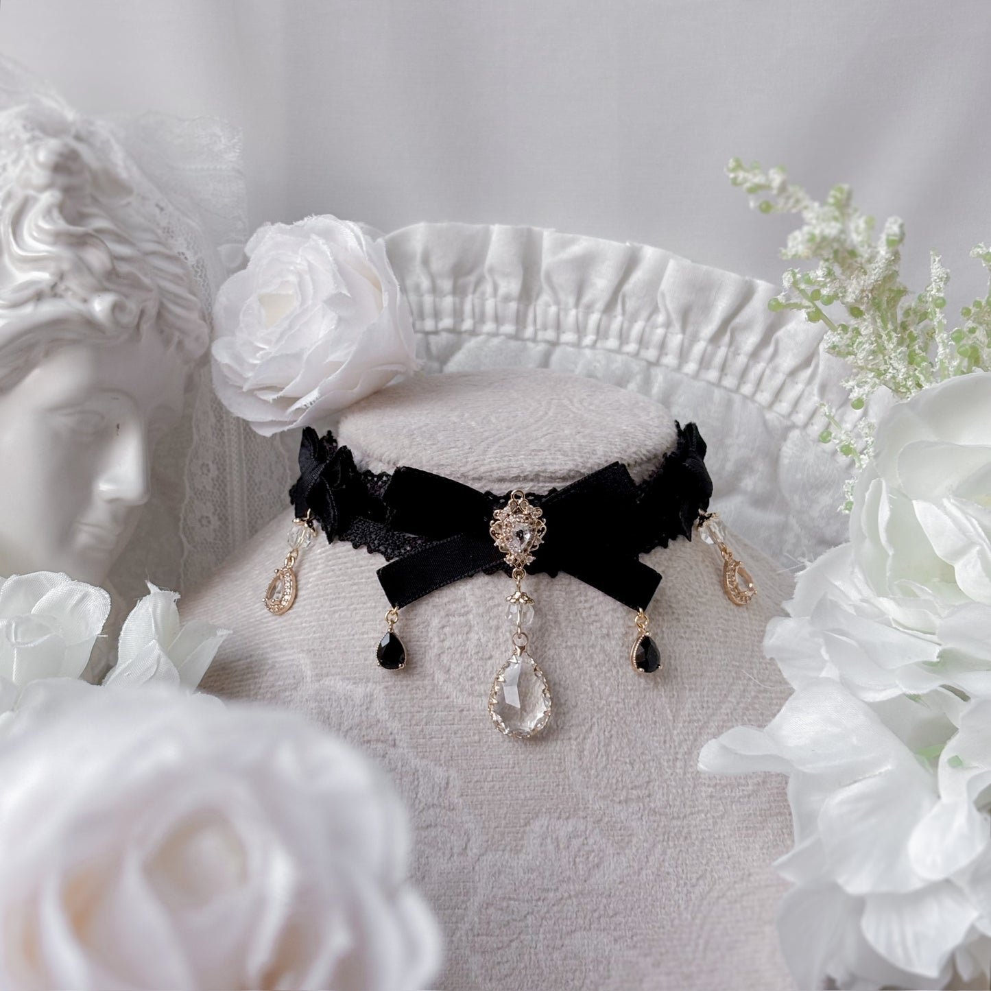 Arachne Choker