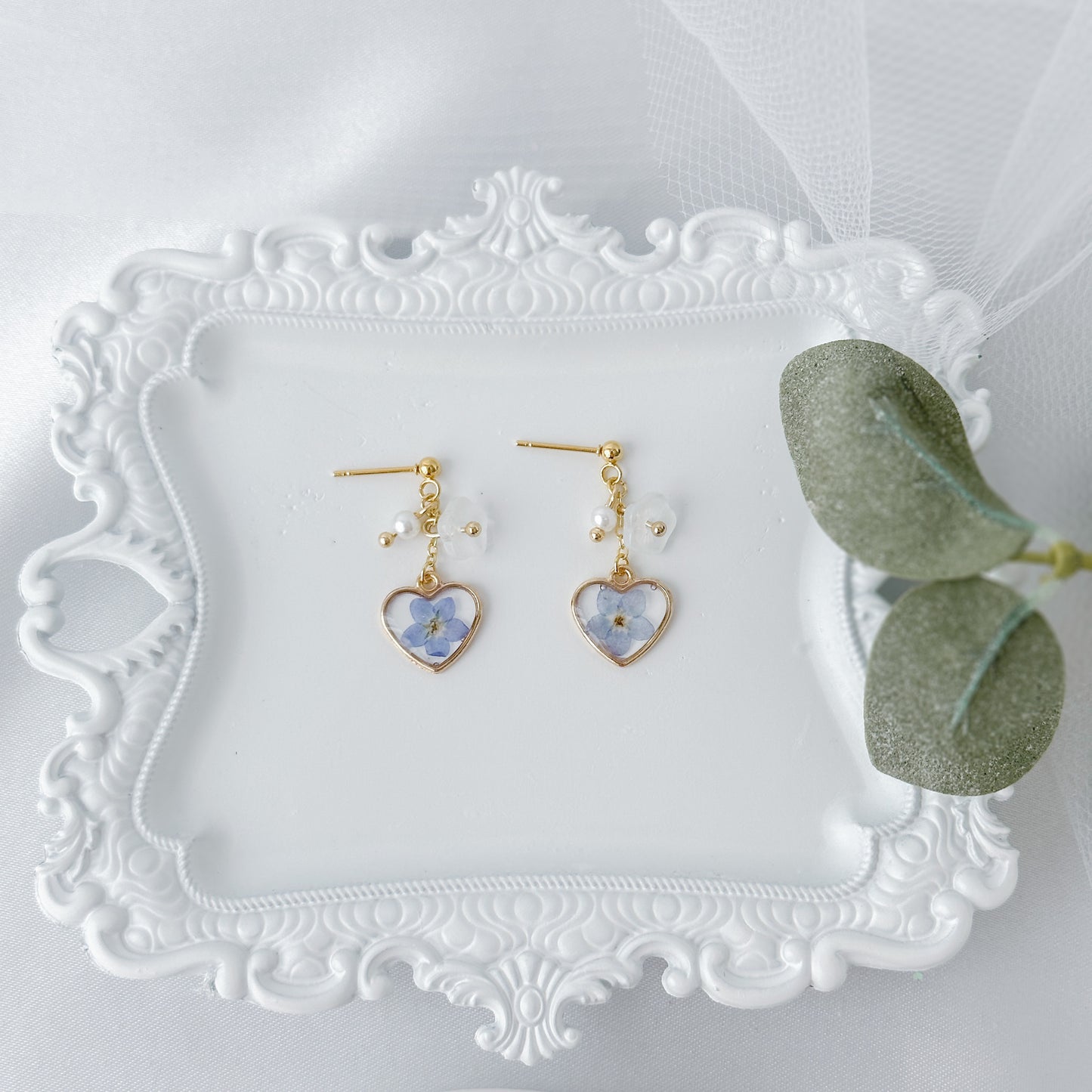 Raina earrings