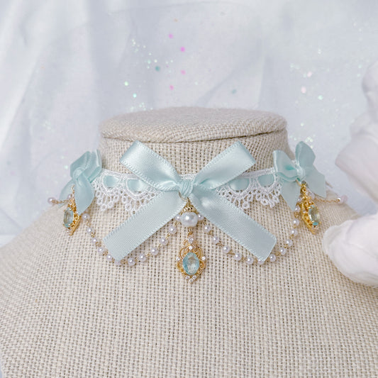 Aquaria choker