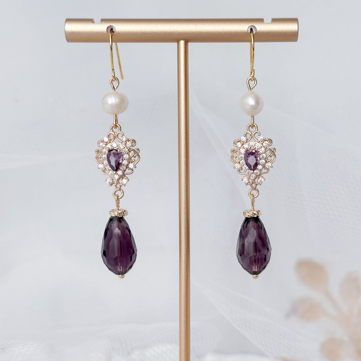 Naia earrings
