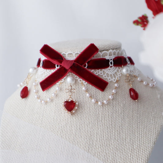 Arielle choker