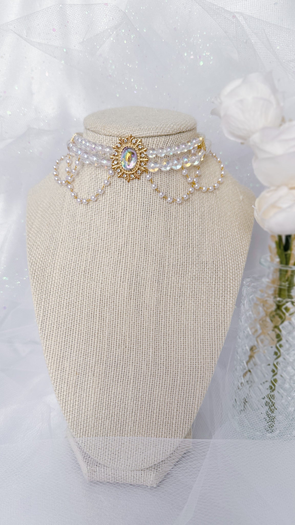 Amphitrite choker