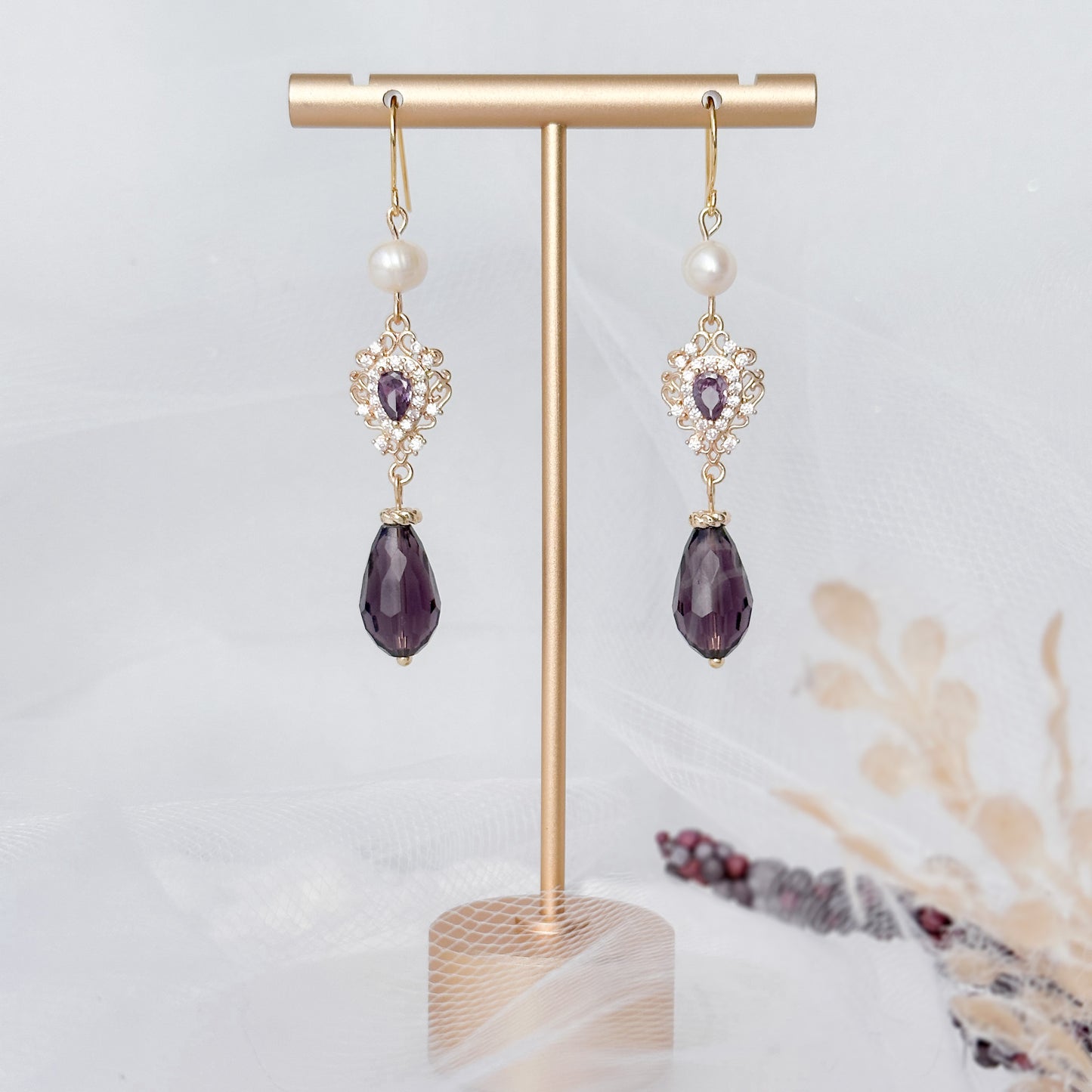 Naia earrings