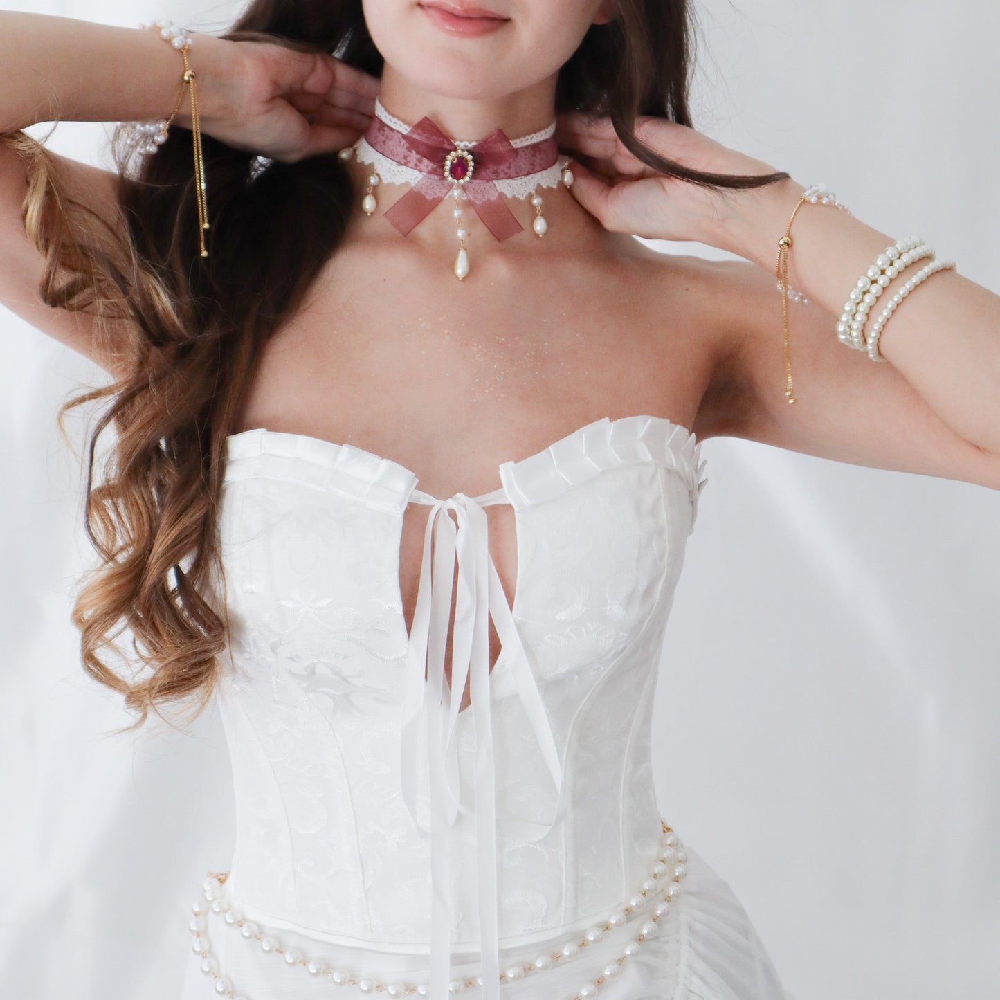 Pearlina Choker