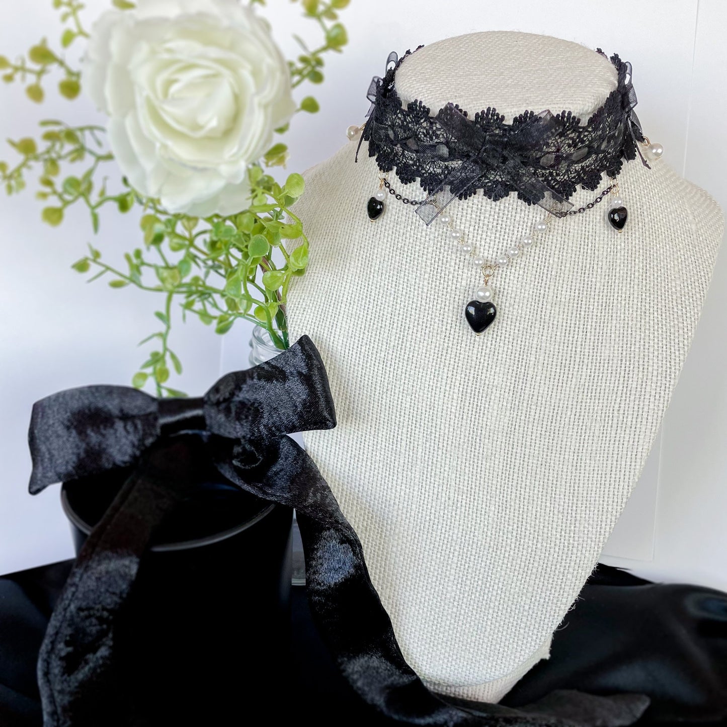 Beldam Choker - PREORDER