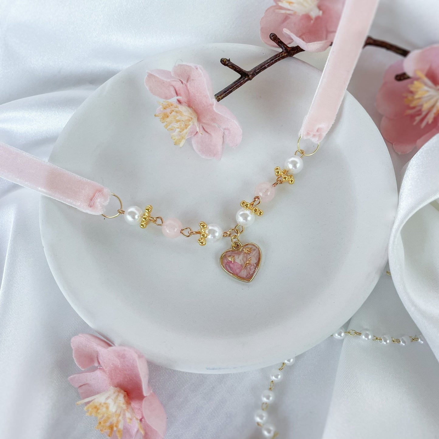 Momo Choker - PREORDER