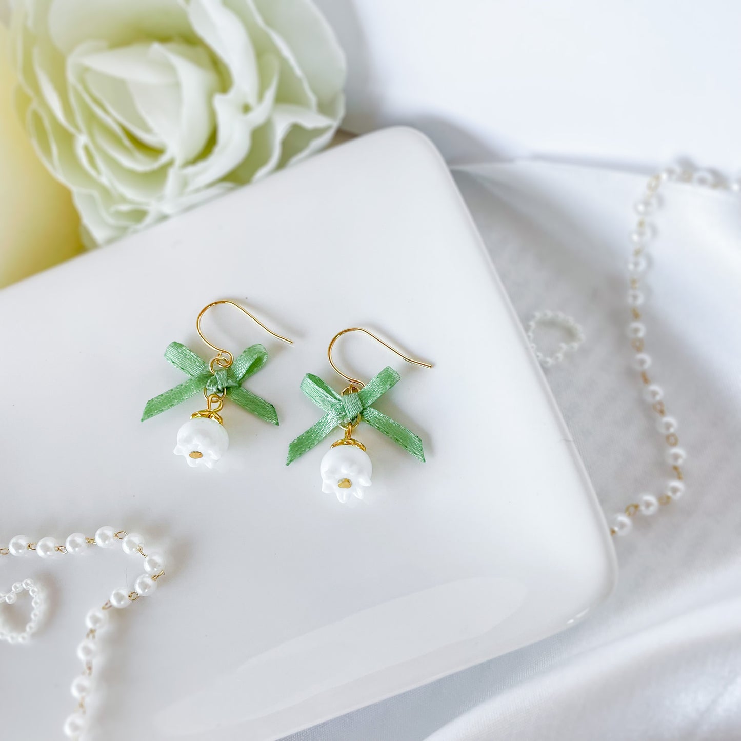 Lily Earrings