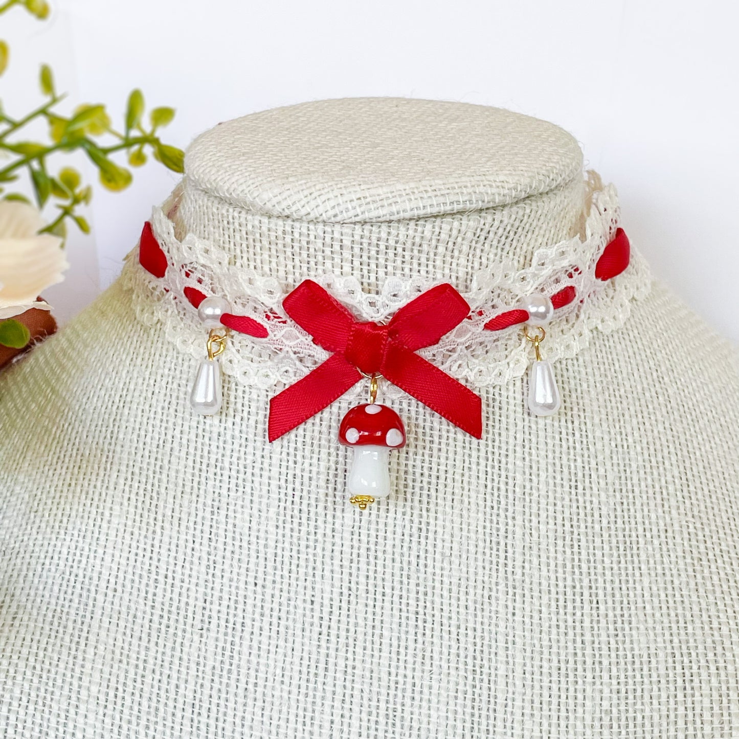Toadstool Choker