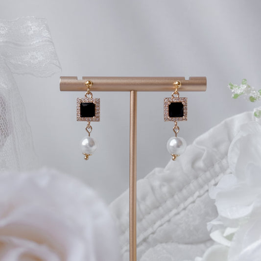 Enola earrings