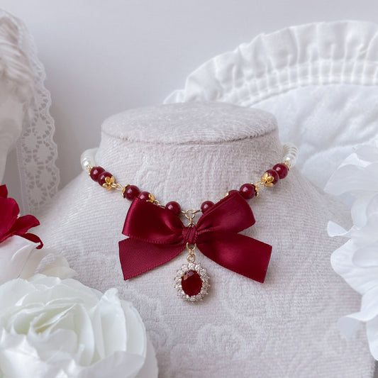 Carmen necklace