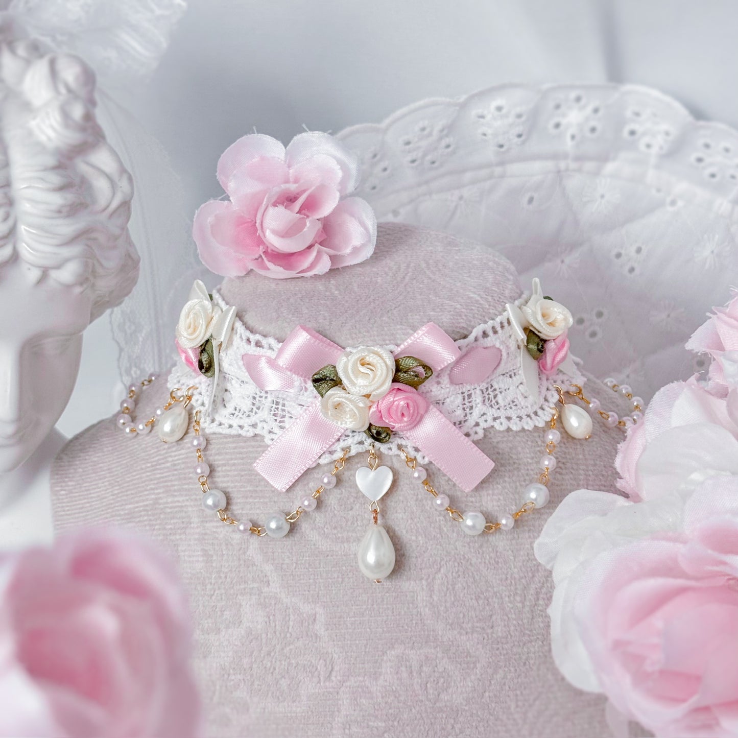 Rose Garden choker