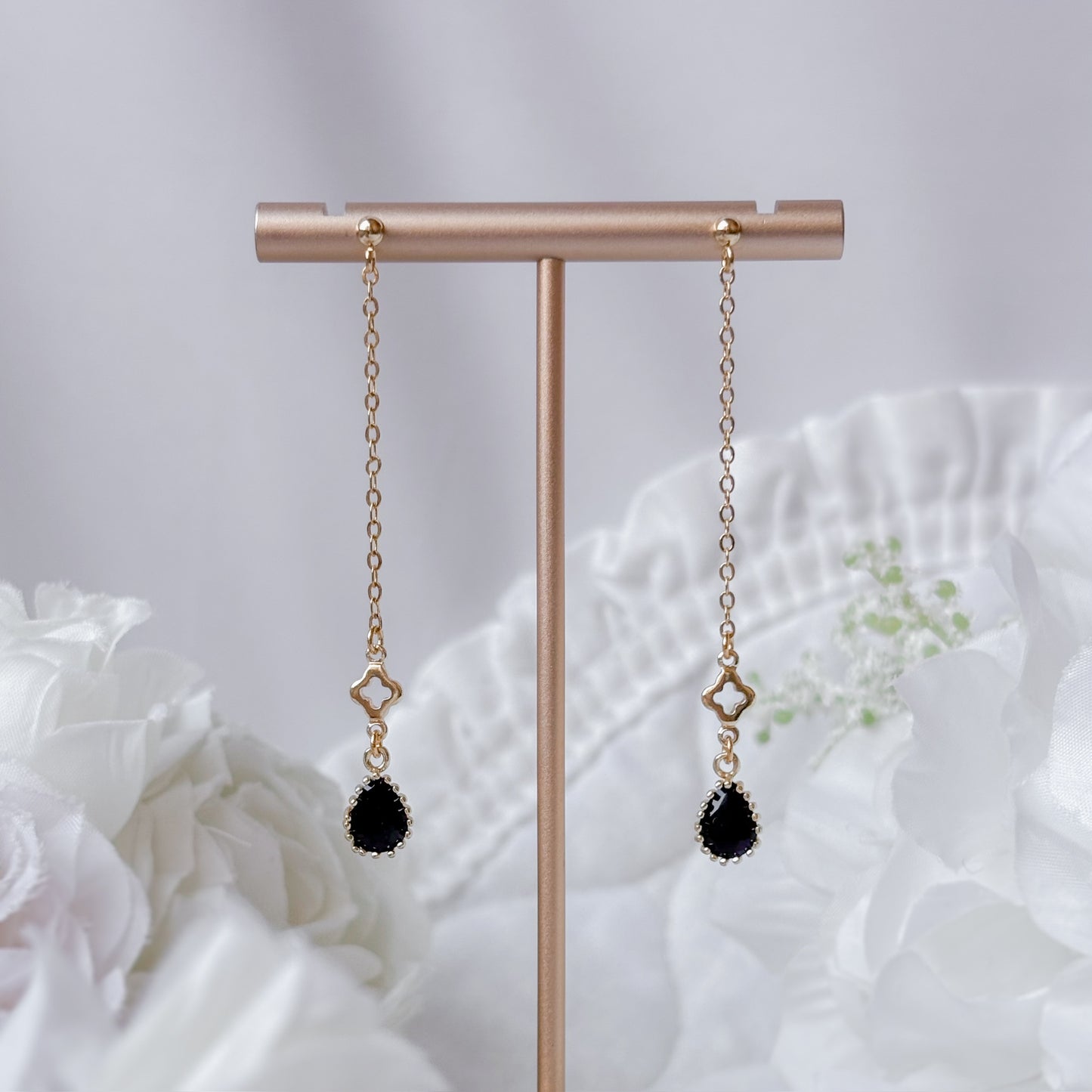 Deimos earrings