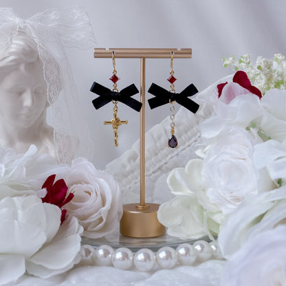 Dark Noctara earrings