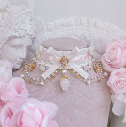 Strawberry Pearl Choker