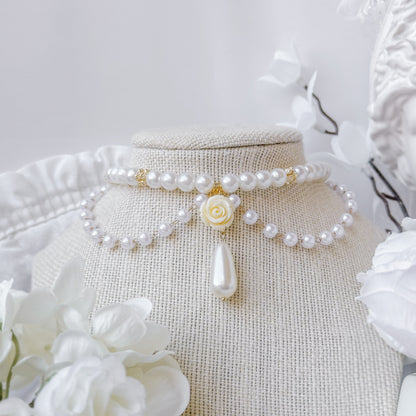 Cream Rose necklace