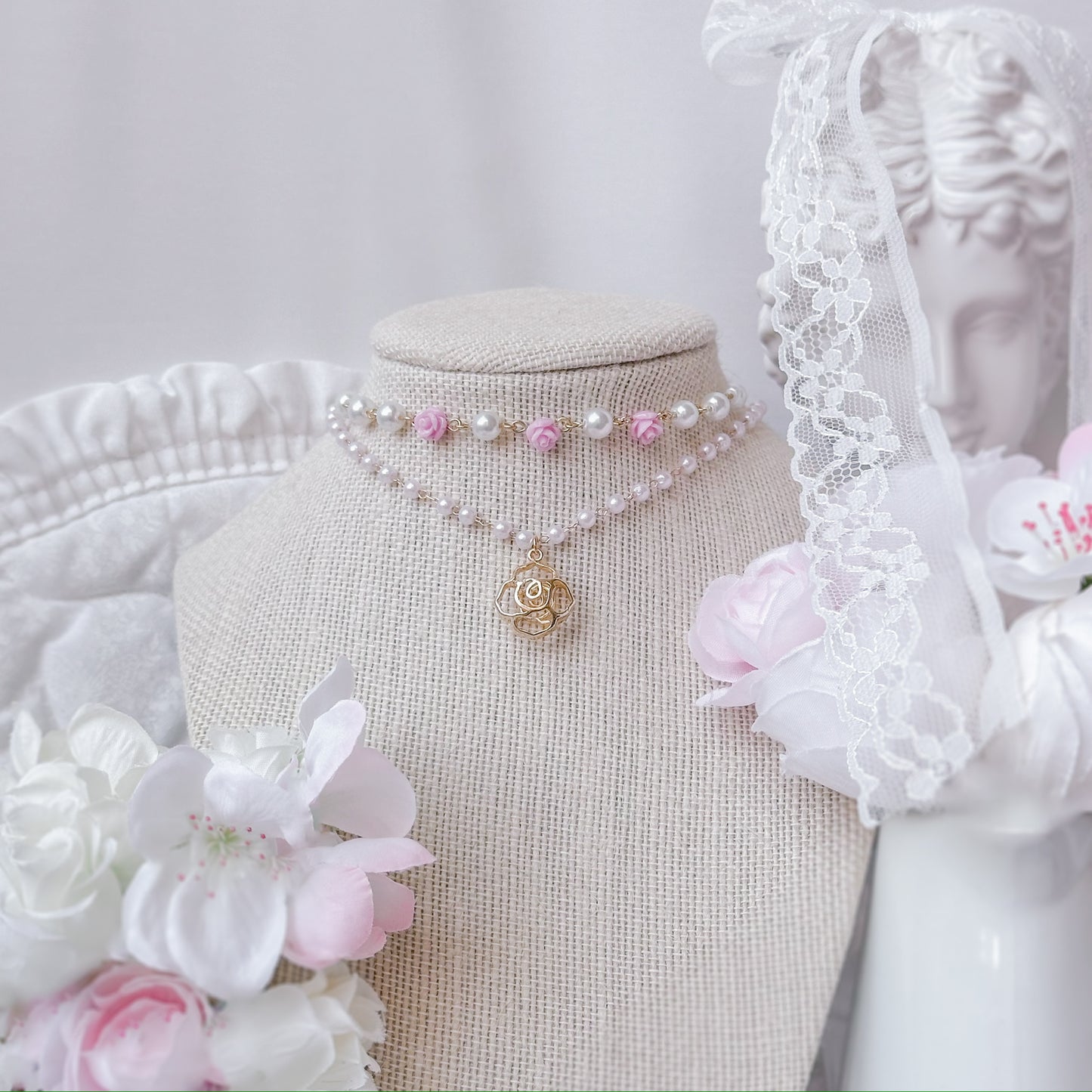 Roselette necklace