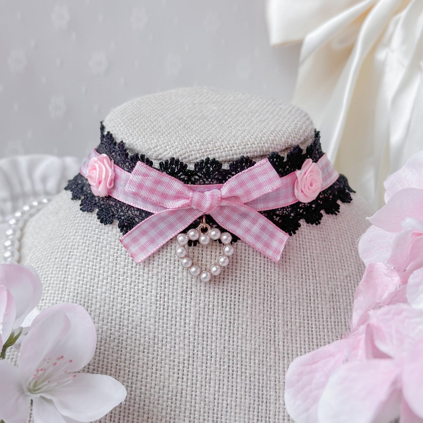 Bettie choker