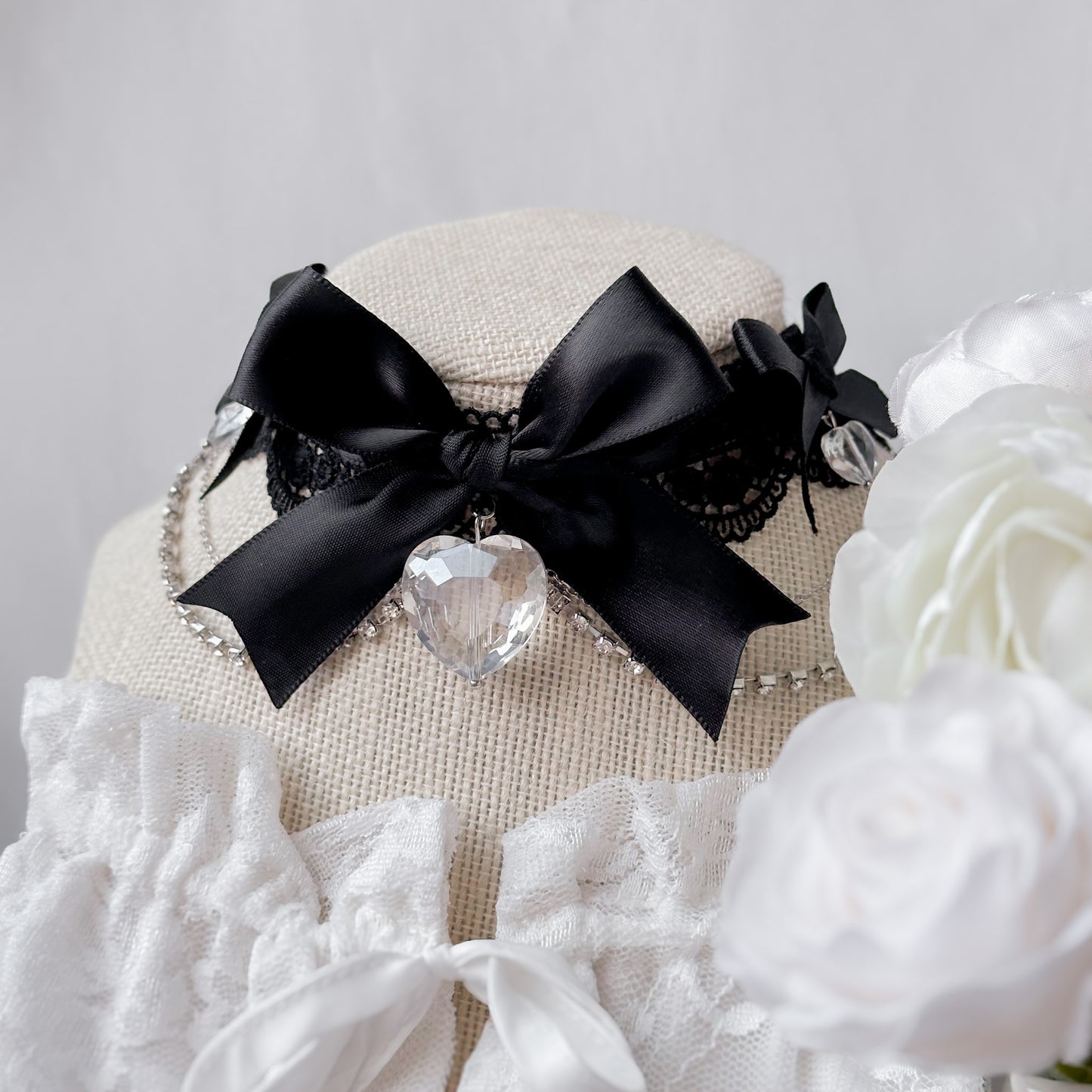 Druscilla choker
