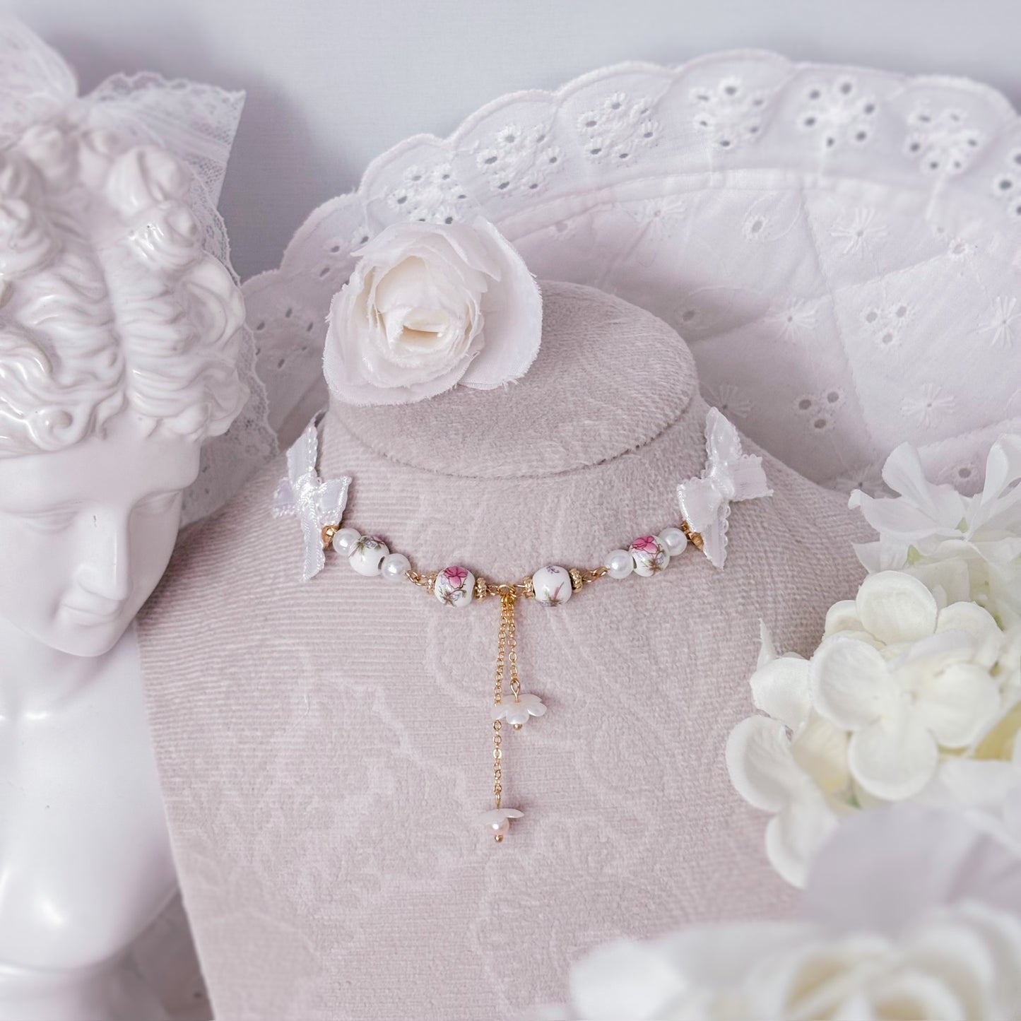 Florosa choker