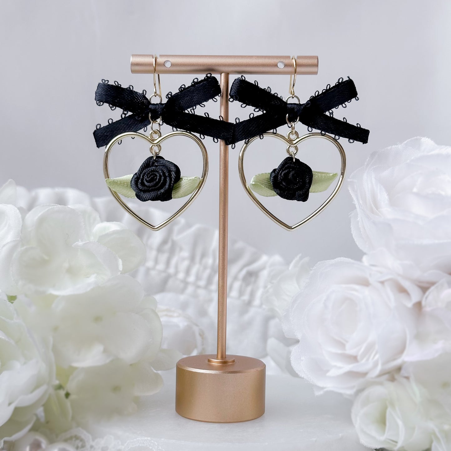 Black Rosé earrings