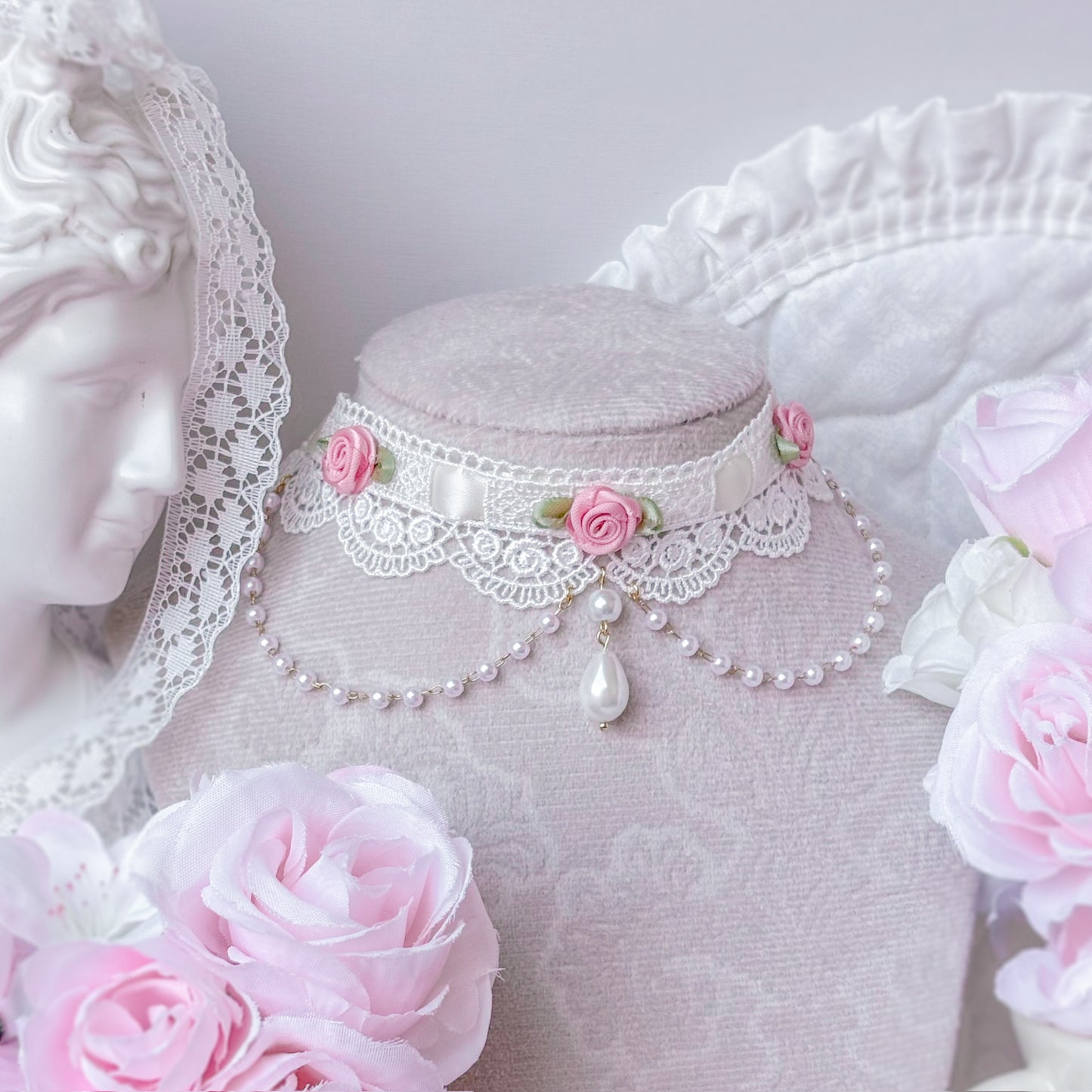 Blush Dollie choker