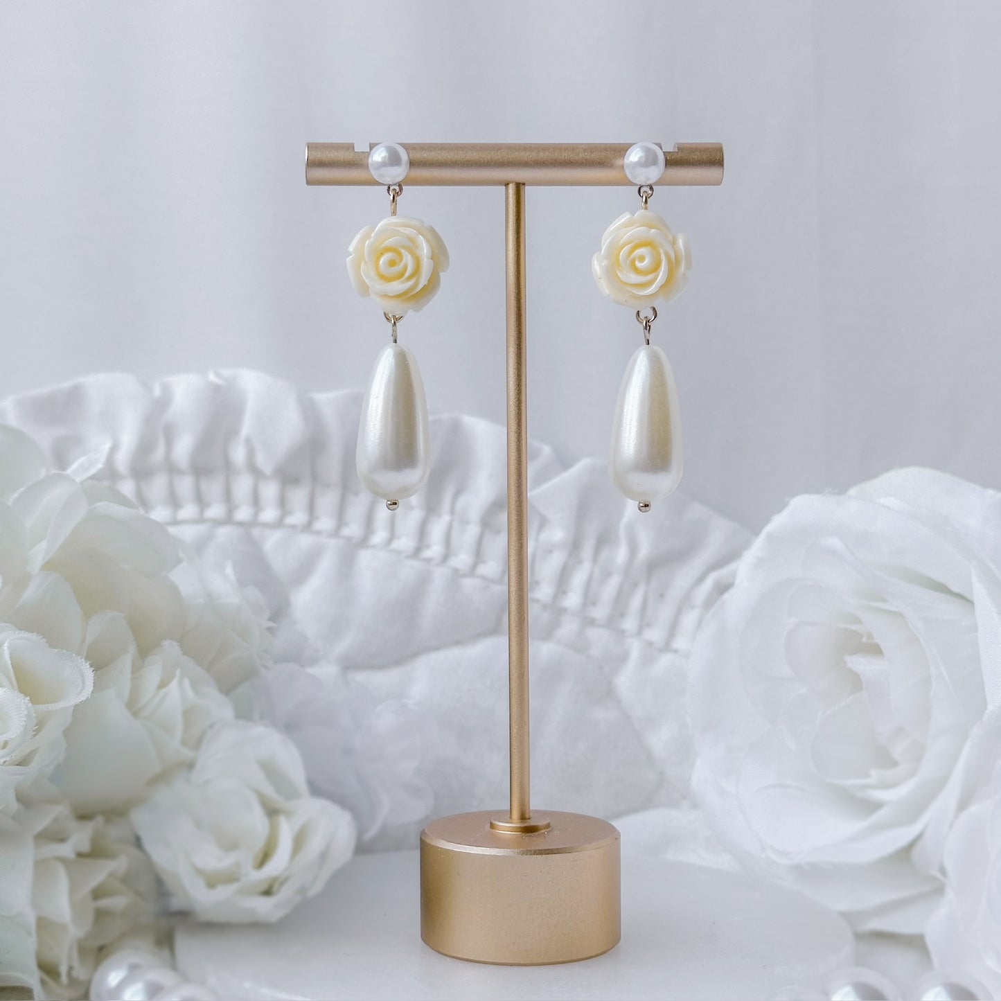 Cream Rose earrings