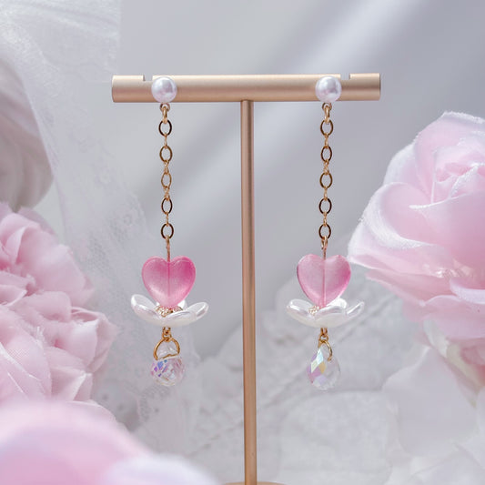 Heart Lily earrings