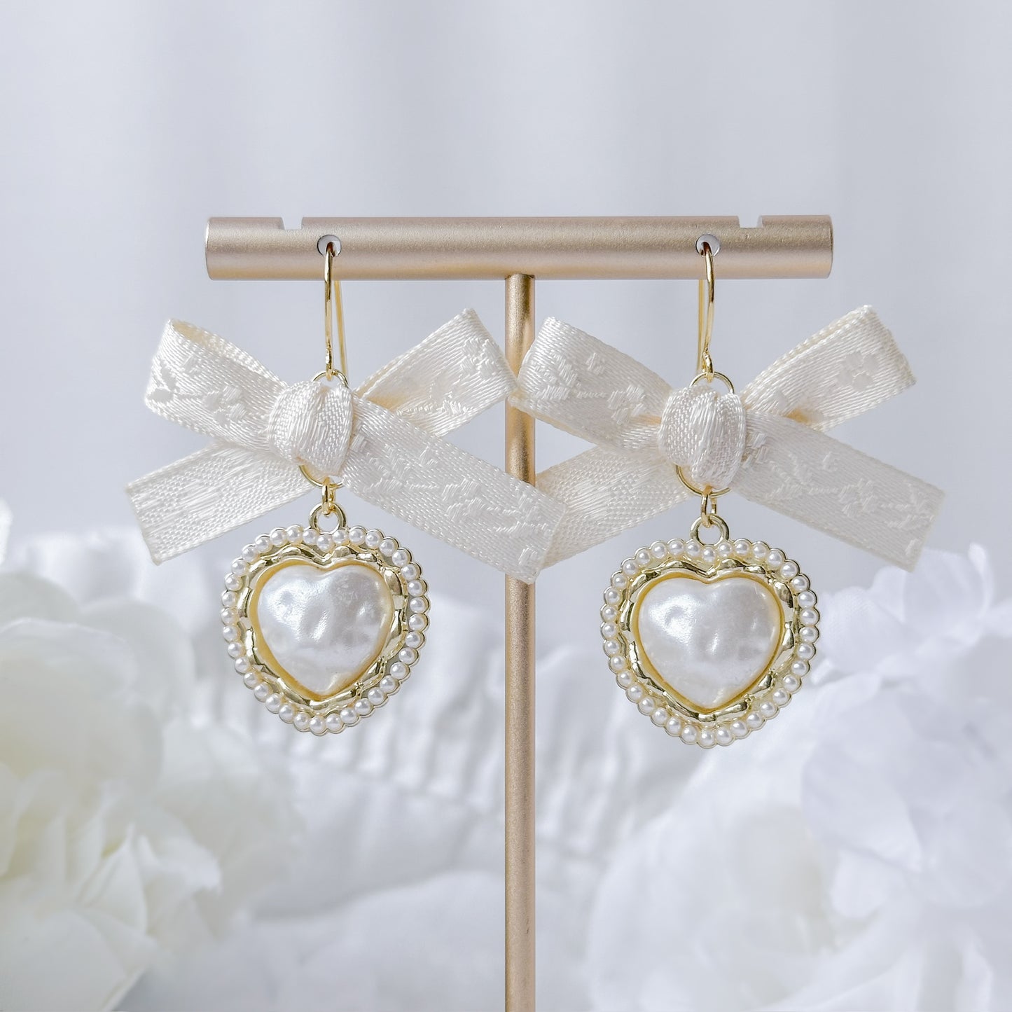 Vanilla Heart earrings